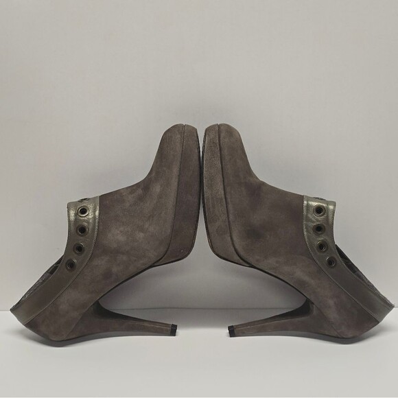 Stuart Weitzman Grommets Heeled Ankle Booties Taupe Gray Brown Suede Size 10 - Picture 4 of 8